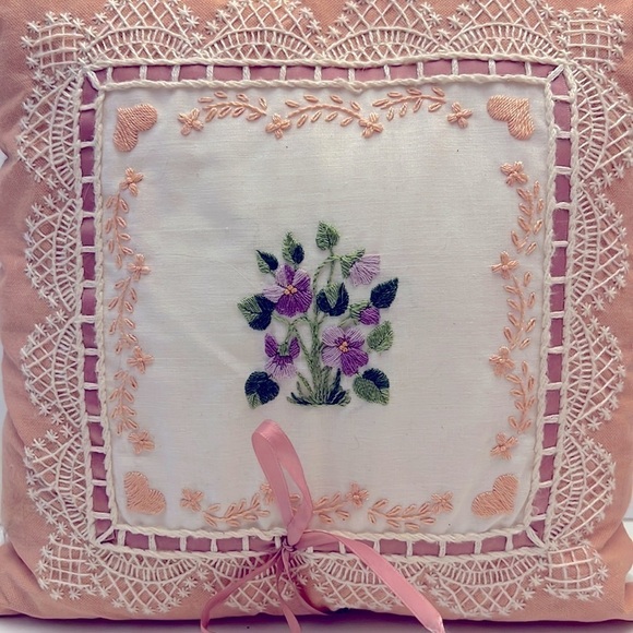Embroidered Handcrafted Beautiful Pillow Violets Pansy Lace - Picture 6 of 7